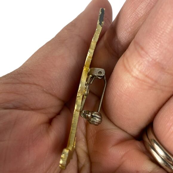 Looney Tunes Bugs Bunny Brooch 2" Pin Goldtone Enamel Warner Bros VTG C14Q - Picture 4 of 6